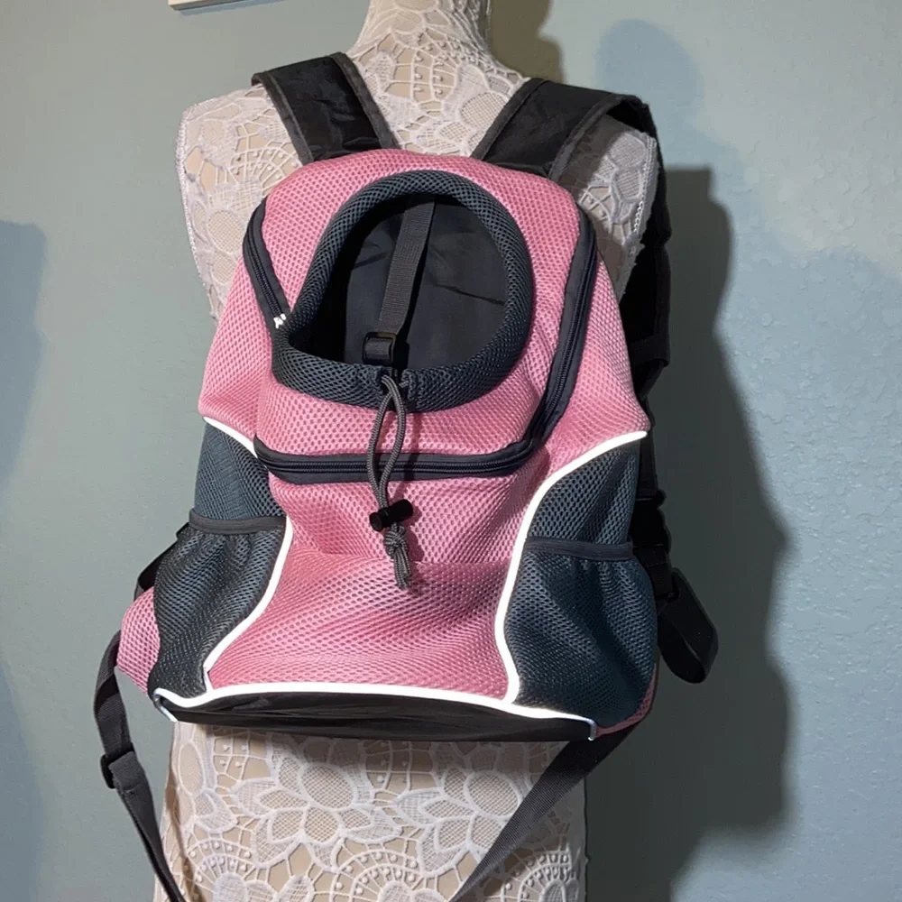 Like new Pet small dog or cat Carrier Backpack.